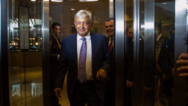 Se está buscando a Boeing para vender el avión presidencial: AMLO