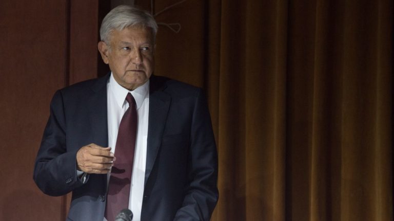 AMLO instalará en Mazatlán la Conapesca