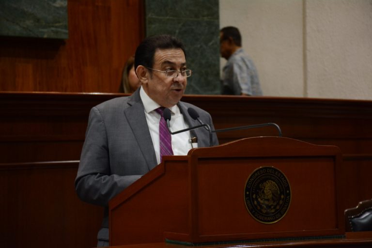 Ni las victorias ni las derrotas son para siempre: diputado priista Víctor Godoy