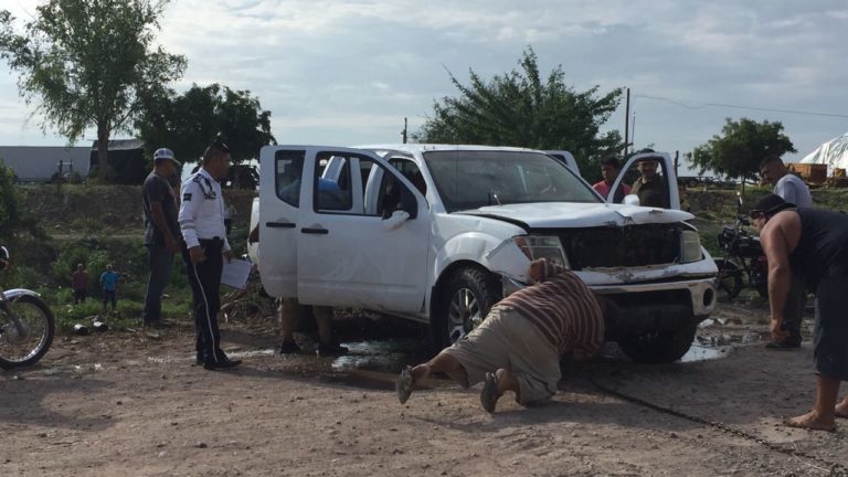 Niña de 4 años muere ahogada en Quilá al caer vehículo a un canal