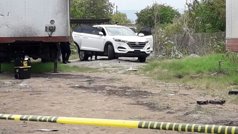 ‘Enlonan’ a un hombre cerca de la USE; a otro lo balean en la cabeza en Culiacán