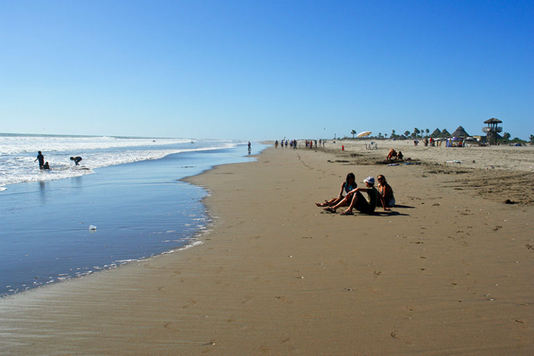 Aumenta 15% flujo de visitantes a playas de Navolato