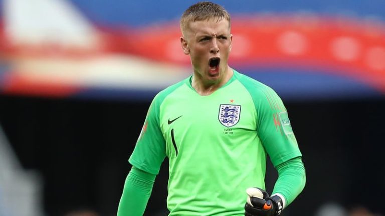 ¡Dios salve a la reina y a Inglaterra que está en Semifinales!