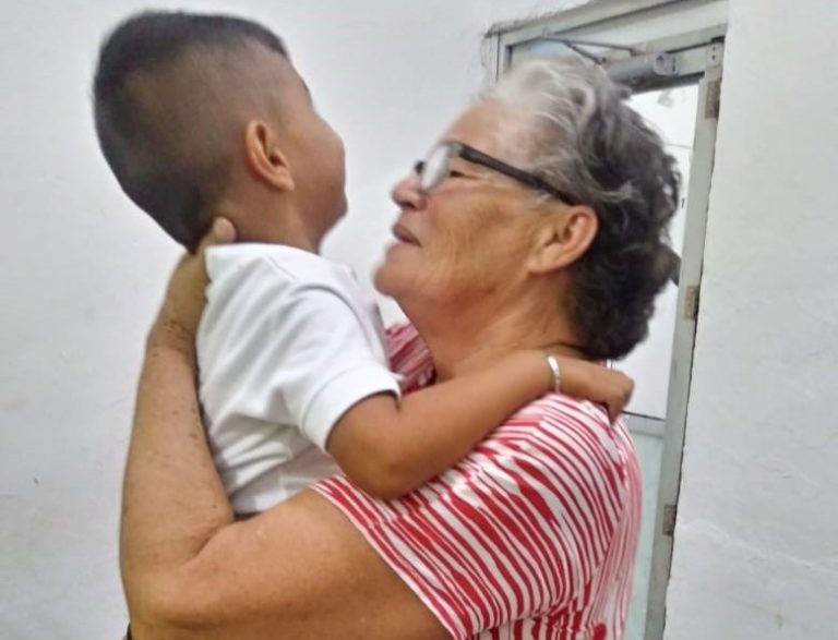 Niño se escapa de kínder en Mazatlán y lo retiene la policía