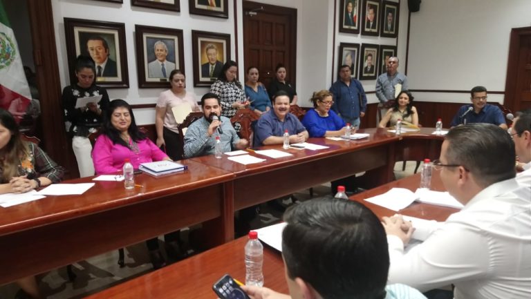 Regidor de Culiacán pide a empleados de confianza solicitar renuncia