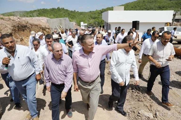 Supervisa Conagua proyecto para acabar con sequía en Mazatlán