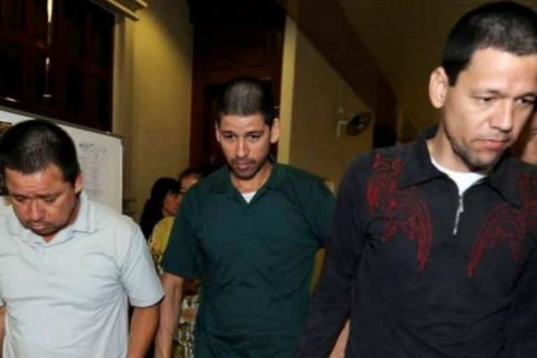 Libran pena de muerte mexicanos en Malasia acusados de narcotráfico