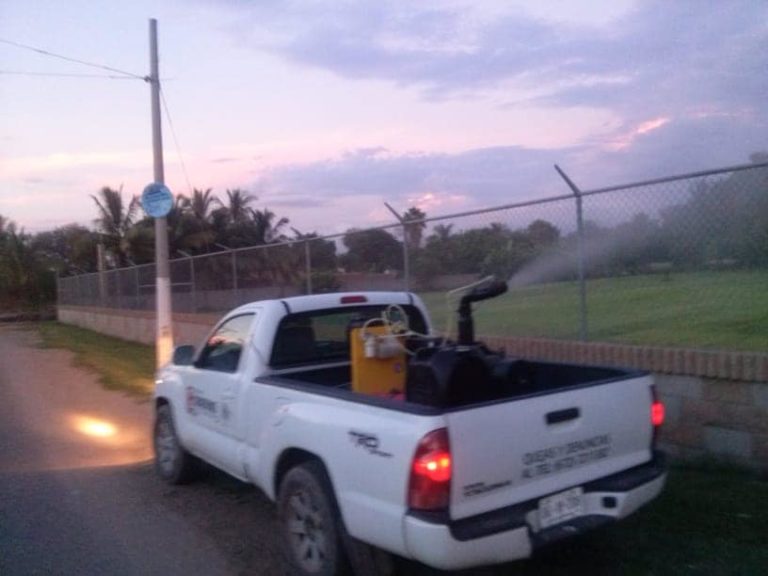 Ataca Navolato al mosco en zonas de desastre