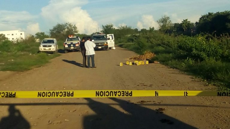 Lo hallan muerto a balazos en Villas del Río
