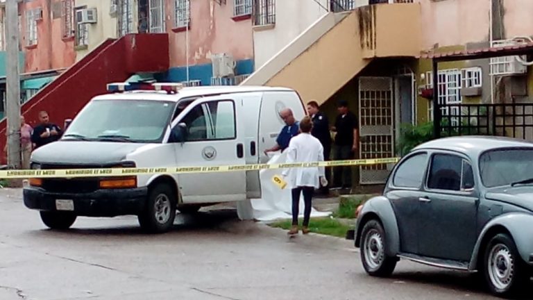 En la sala de su casa matan a vecino de Barrancos