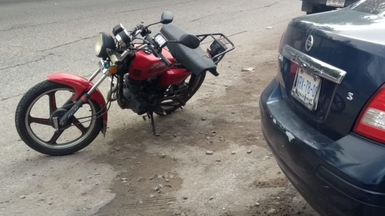 Motocicleta atropella a anciano en Culiacán