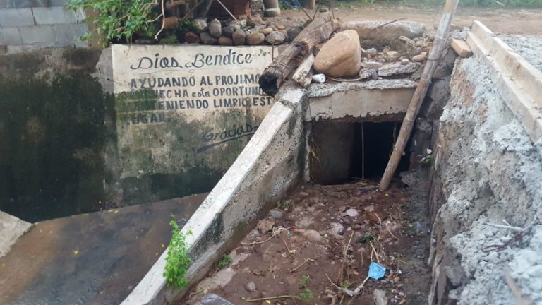 Nos vamos a volver a inundar: vecinos de Los Alamitos