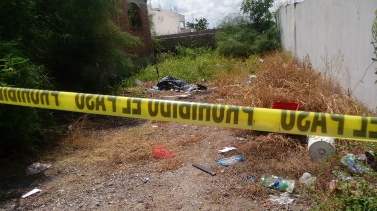 Encuentran un ‘encobijado’ en la Progreso, Culiacán