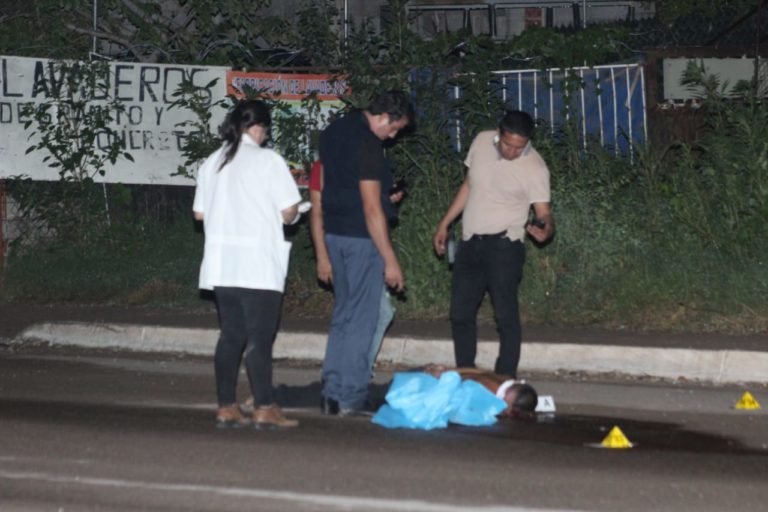 Lo matan en la Huizachez de cuatro balazos