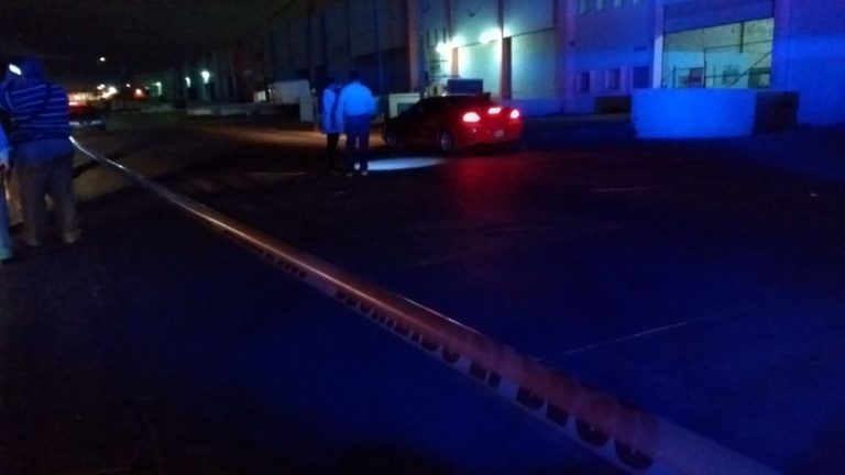 A bordo de un auto ejecutan a un hombre en fraccionamiento San Benito, Culiacán