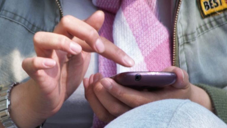 ¿Eres persona física? Ya podrás revisar tus contribuciones fiscales con app del SAT