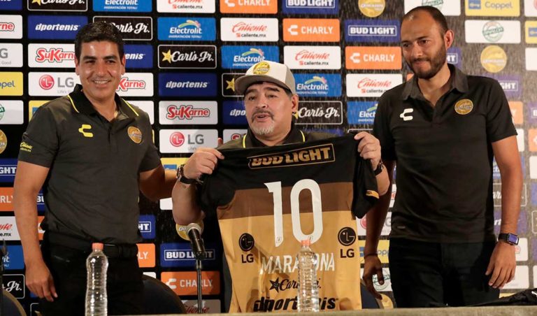 No vengo de vacaciones a Dorados: Maradona