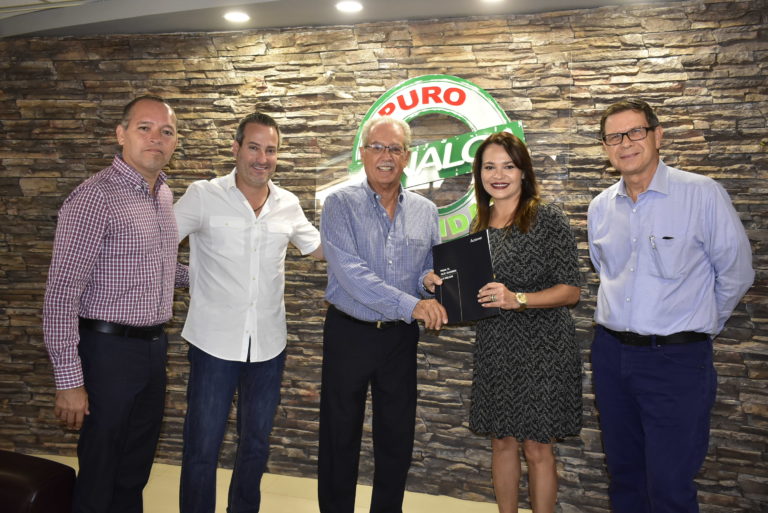 Continúan llegando apoyos de empresarios para familias afectadas lluvias