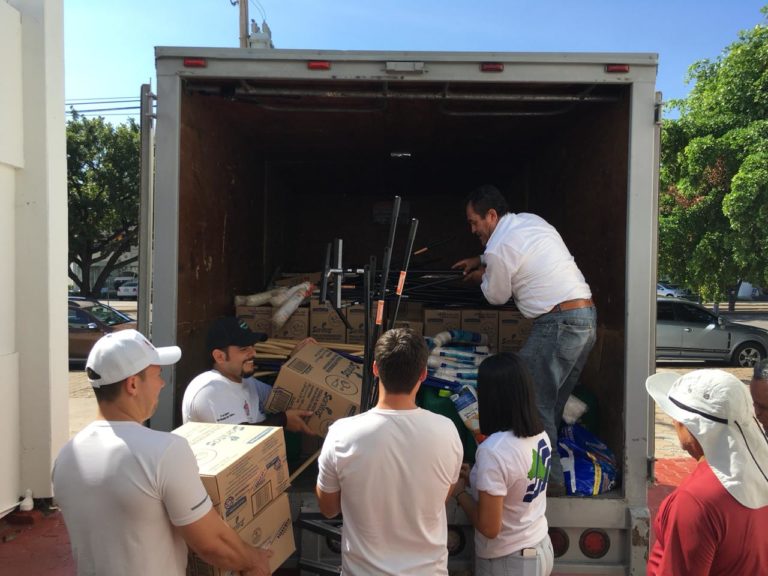 Llegan a Sinaloa 10.5 toneladas de víveres para damnificados