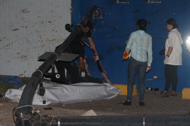 Accidente deja tres muertos por el bulevar Madero en Culiacán