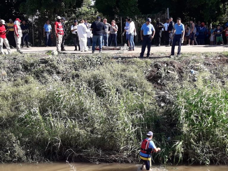Localizan flotando sin vida el cuerpo de una mujer en Aguaruto