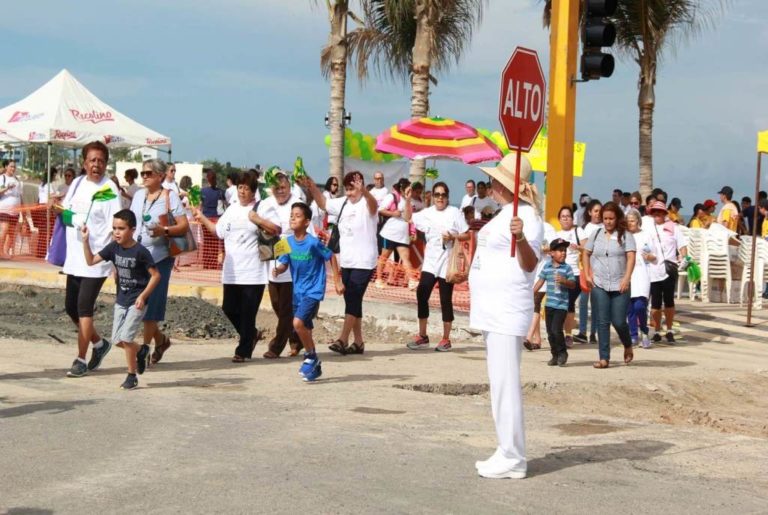 Pone en marcha el IMSS el tercer encuentro deportivo “Pasos por la Salud”
