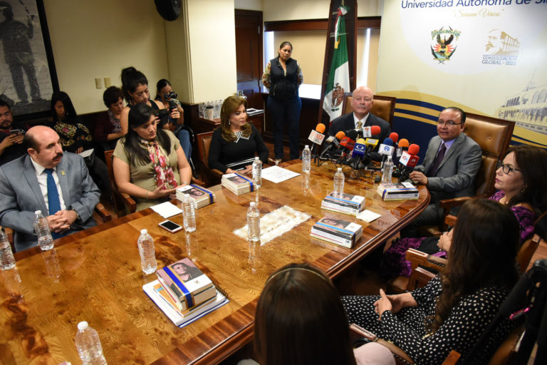 Se reúne rector de la UAS con diputados