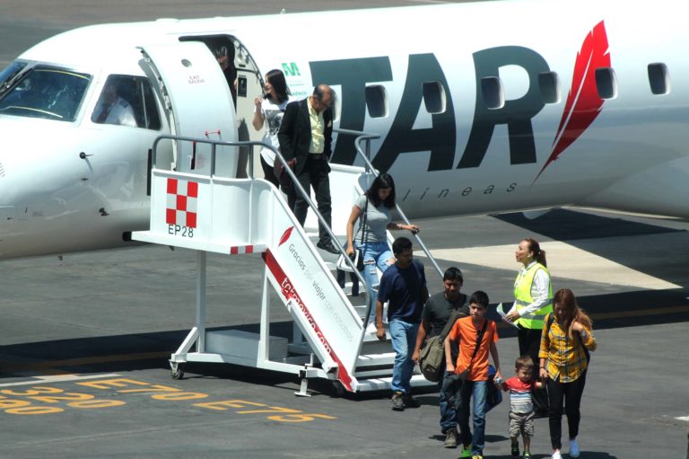 Mazatlán incrementa la conectividad aérea con Canadá y Estados Unidos