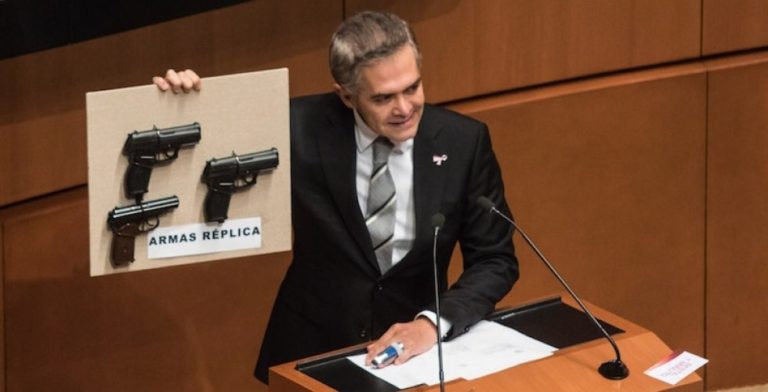 Congreso recibe iniciativa para castigar robo con arma de juguete