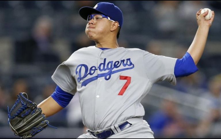 Dodgers incluye en el roster a Julio Urías