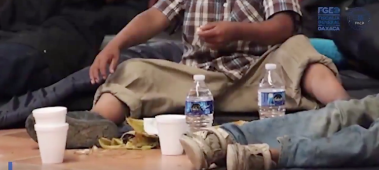 Rescatan a 56 menores en Oaxaca; los obligaban a pedir dinero