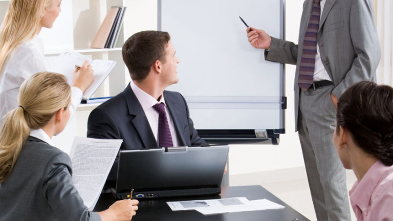 Delegación de Economía y UAS, ofrecen asesoría empresarial para MiPyMes.