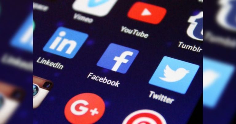 Otra vez roban información a millones de usuarios de Facebook