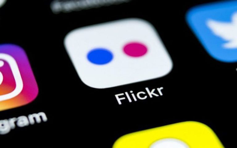 Flickr dejará de ser gratis; borrará tus fotos viejas en febrero