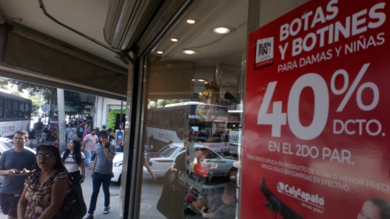 Hasta el ‘tope’ inicia el Buen Fin