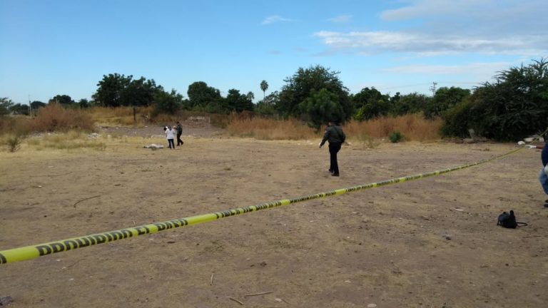Hallan sin vida a sujeto ‘emplayado’ en la Juntas de Humaya, Culiacán