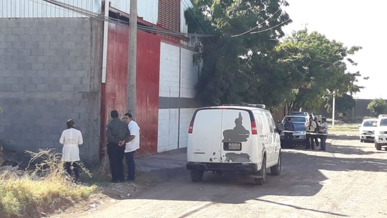 Hallan asesinado a balazos a joven en Real de Minas, Culiacán