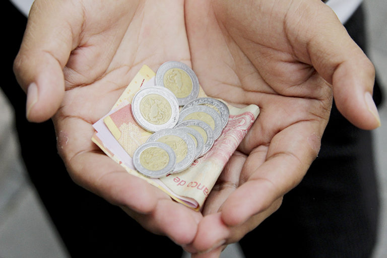 Coparmex insiste en aumentar salario mínimo a 102 pesos