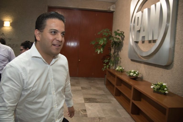 Renuncia Damián Zepeda a coordinación del PAN en el Senado