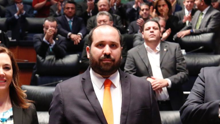 Carlos Bonnin se lanzó del quinto piso: Procuraduría