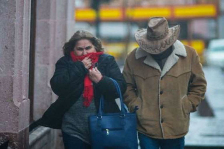 Un frente frío y una masa de aire polar provocarán bajas temperaturas la próxima semana