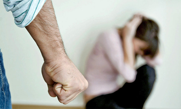 Las mujeres violentadas callan en diciembre: Cepavif