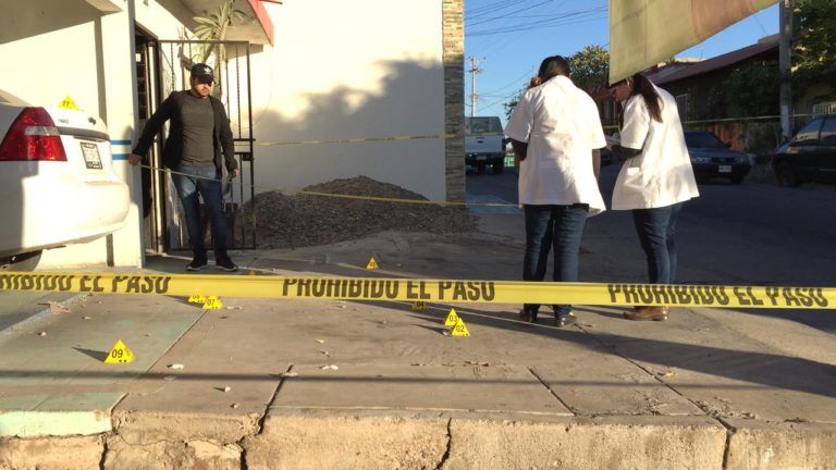 Lo matan en la cochera de su casa en la 5 de Mayo, Culiacán