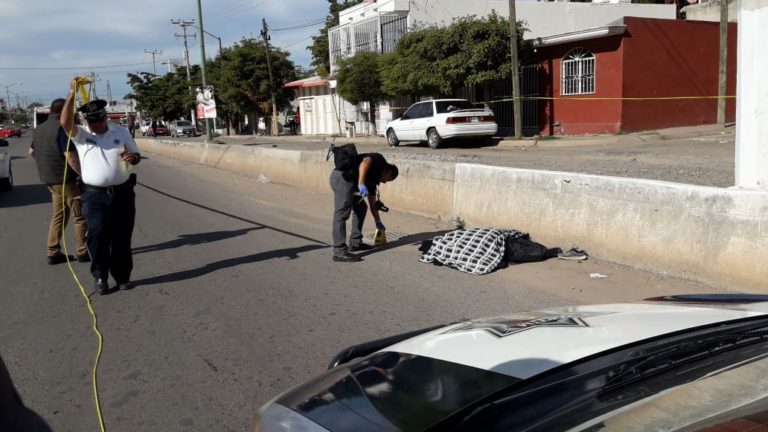Muere hombre atropellado por la carretera a Sanalona