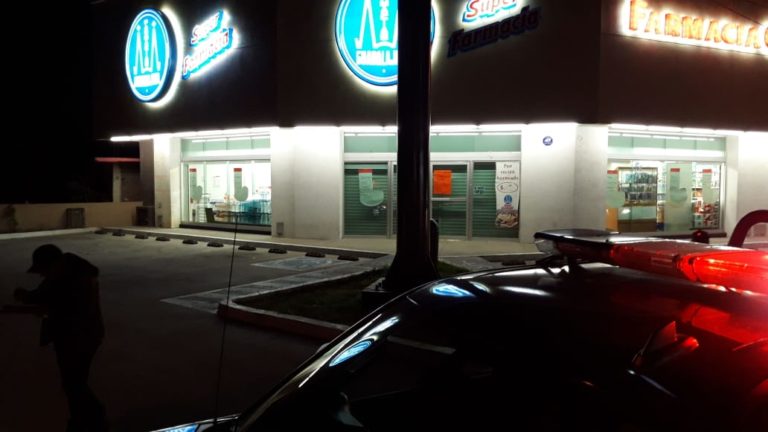 Atacan a balazos a joven con R15