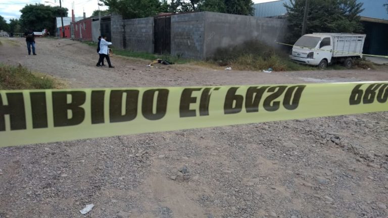 Hallan cuerpo sin vida de un sujeto desconocido en la Díaz Ordaz, Culiacán