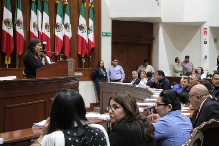 A vivienda, ahorros en Congreso por plan de austeridad