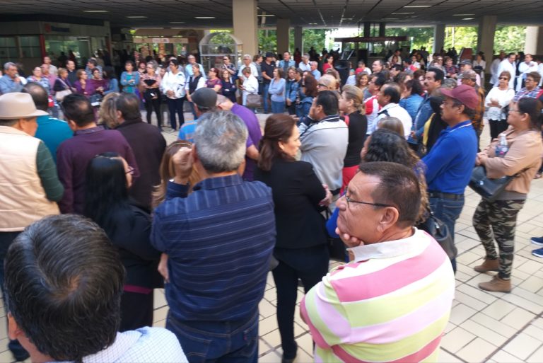 ‘Ruegan’ maestros y sector salud cabida en el presupuesto 2019