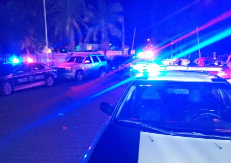 Policías arrestan y golpean a joven en Altata; abre SSP investigación