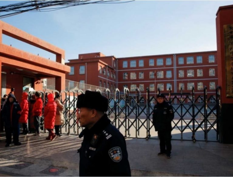 Ataque con martillo en escuela de China deja 20 niños heridos